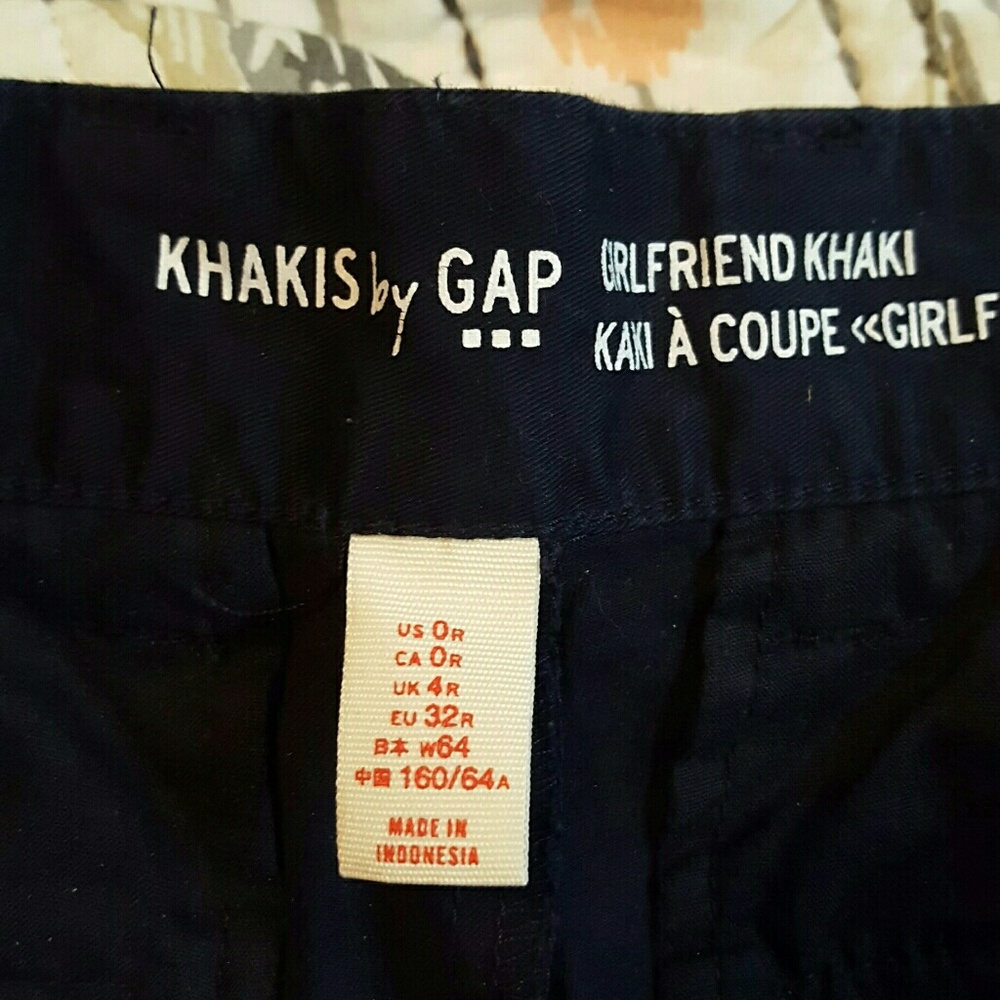 Gap khakis girlfriend 0r